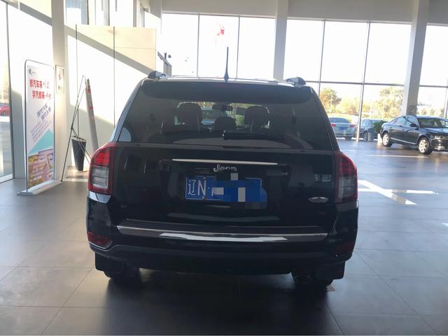 城市全地形越野,城市大切诺基