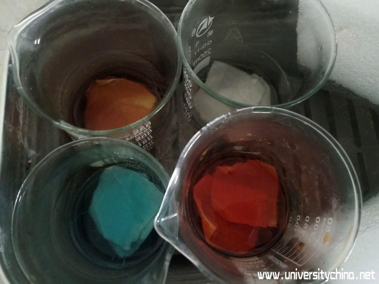 核桃青皮的利用,农民自己制造核桃去青皮神器