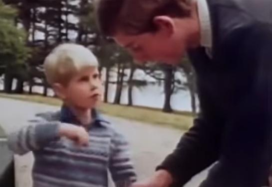 英女王下令封杀50年！王室私生活*片禁**遭泄露，百万人在线吃瓜