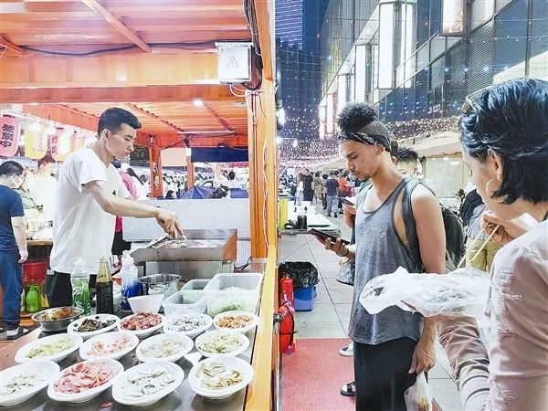 大连夜市风景视频,看大连夜景