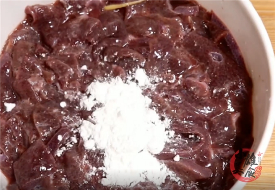 生粉和淀粉一字之差，用法却不一样，看完赶紧转告家里人，收藏了