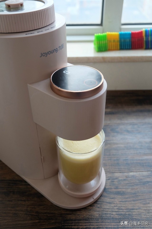 豆浆怎么做才会顺滑营养又好吃,自己在家做豆浆美味营养又健康