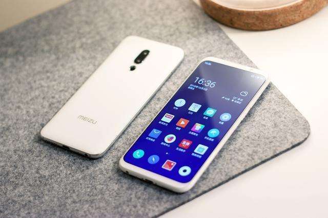 流畅运行吃鸡的百元机推荐,散热快且玩吃鸡不卡的千元机