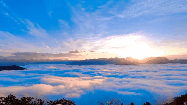 天上人间云海仙境,达瓦更扎云海旅游视频