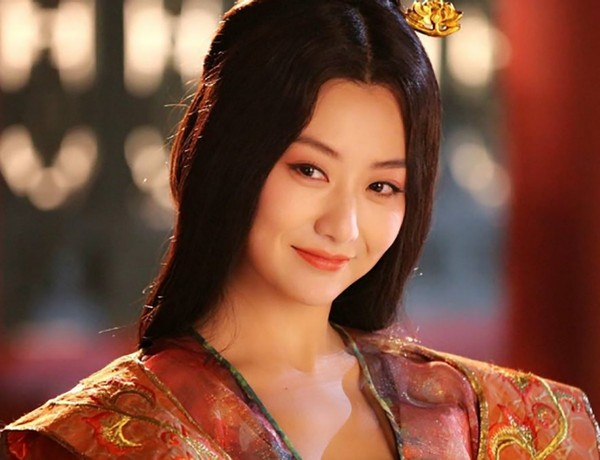 *冰白**：以为遇到真爱，结果惨遭骗婚？离异有女再婚难，她却不信邪