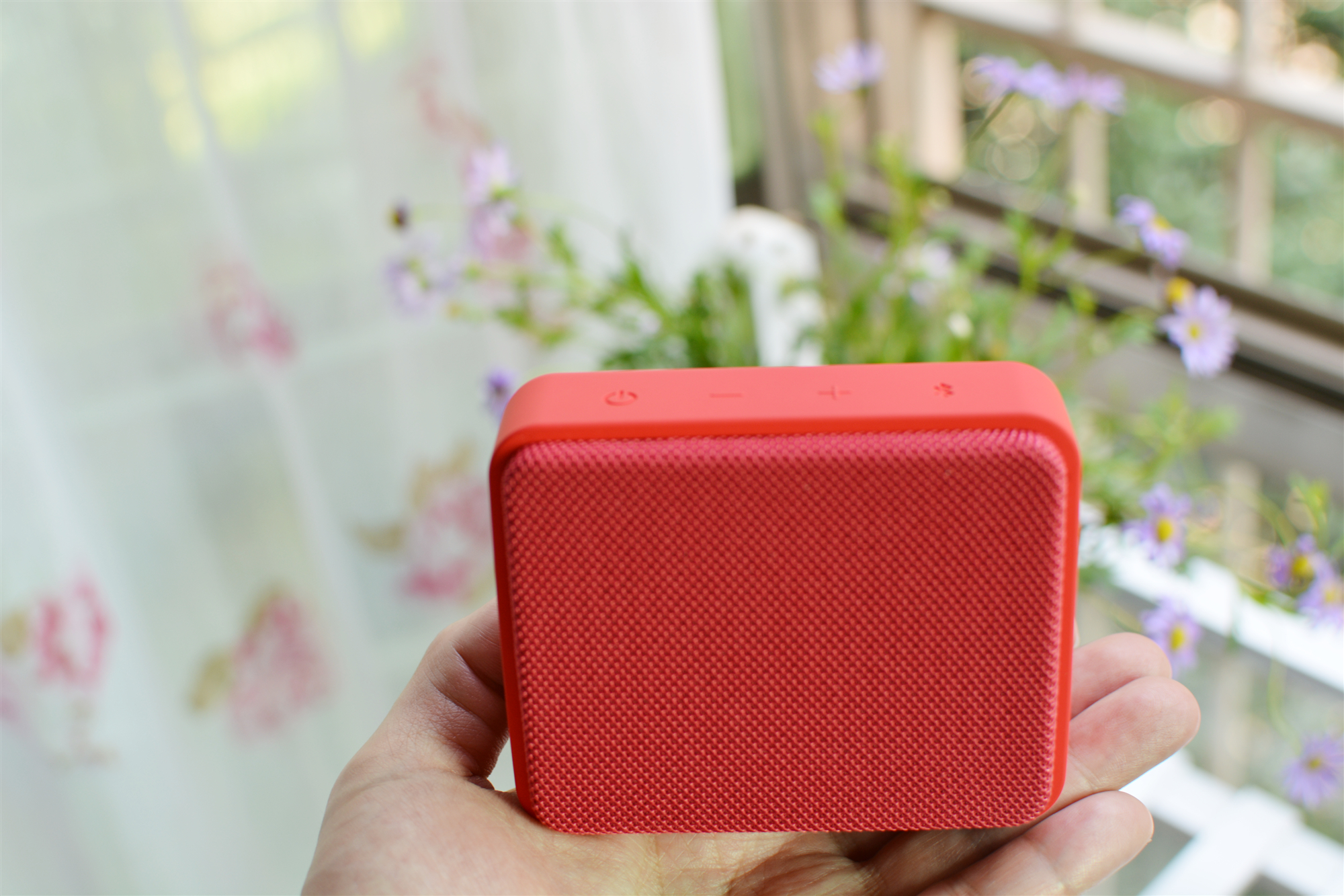 广场舞小音箱小包型,jamo尊宝小方盒音响怎么样