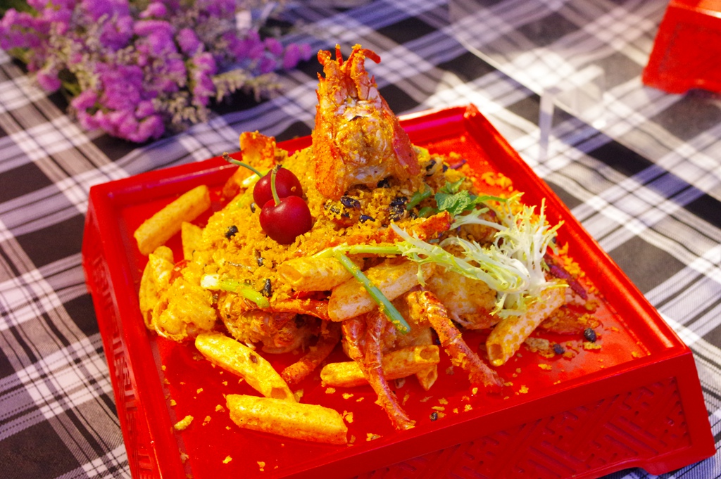 加拿大龙虾怎么吃熟的,加拿大生猛龙虾的正确吃法