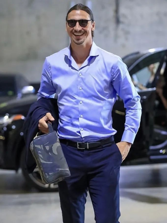 降薪怕极了？发一条推特就能赚回来！揭秘顶级球星的真实收入来源