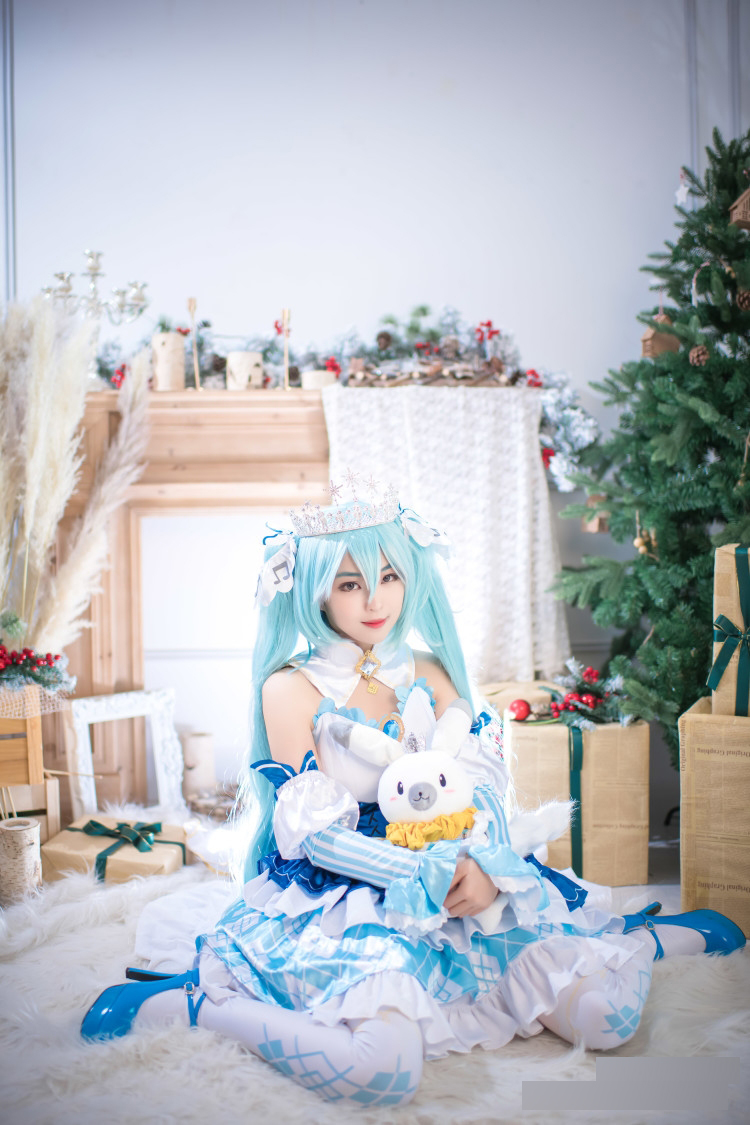 三个人cos未来初音,初音未来cos所有造型