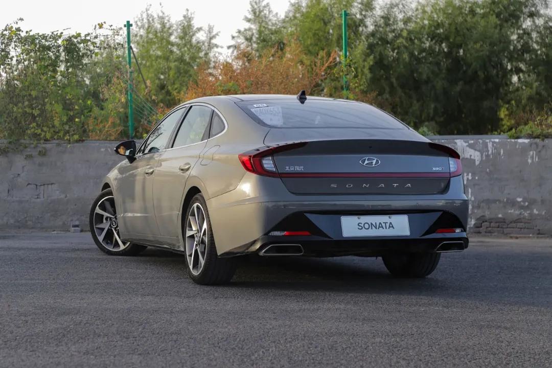 17款现代索纳塔九代2.0试驾油耗,新款索纳塔加速测试