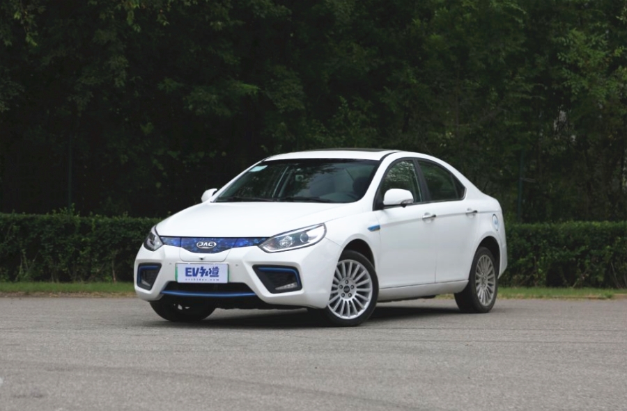 20万到30万新能源车型推荐,最近新出的20多万的新能源车