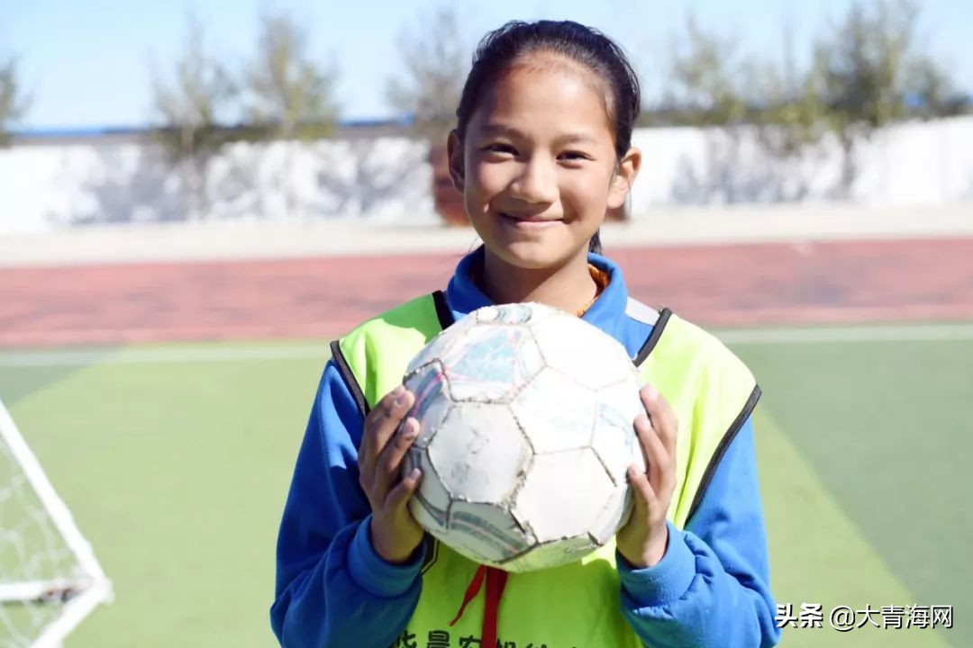 为我们的小女孩点赞,为我们善良的女孩点赞