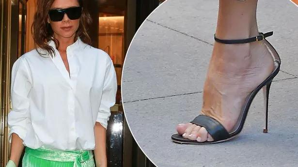 女明星的小脚趾太难了，很多走红毯的时候就被丢了