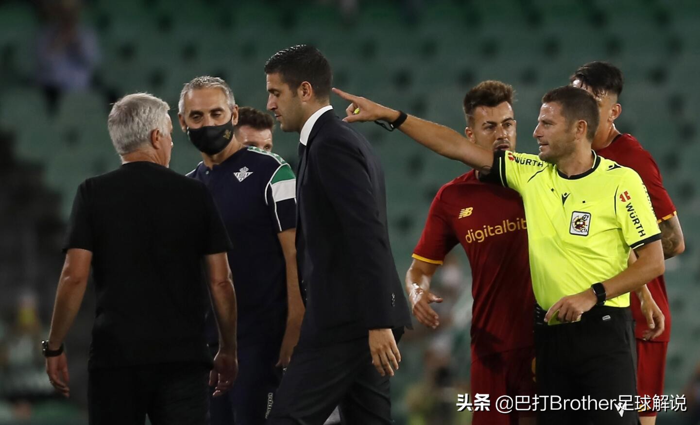 罗马比赛穆帅暴怒,罗马2-1击败穆帅赛后采访