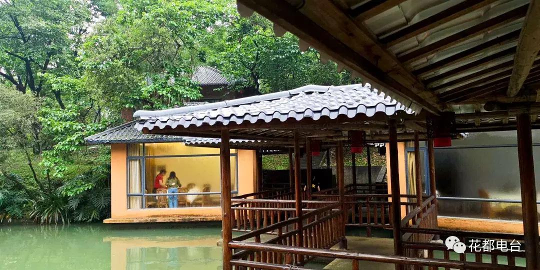 花都芙蓉嶂附近有什么美食,花都芙蓉嶂风景区烧烤场