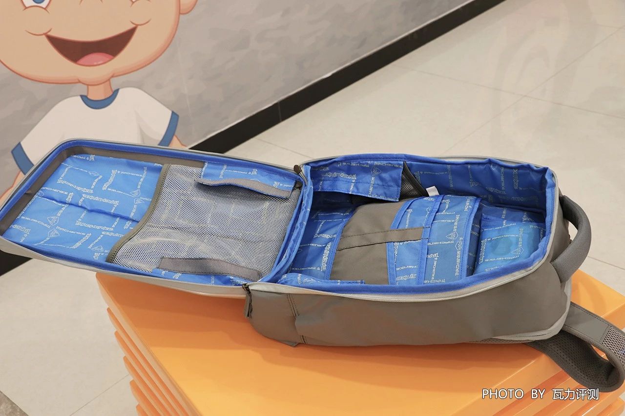 机械师空间站背包测评,机械师空间站双肩包评测