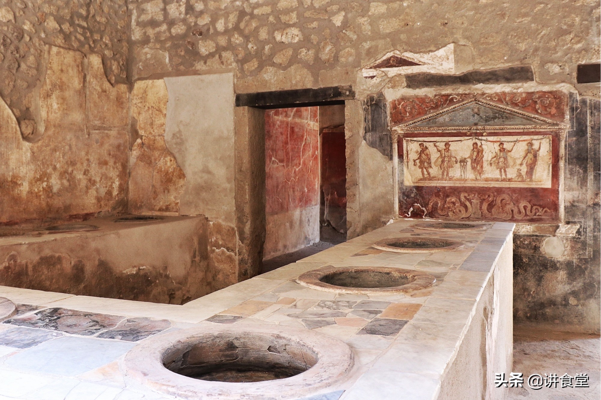 飞跃半个地球,探寻披萨最初的模样,原来可以这么简单这么好吃