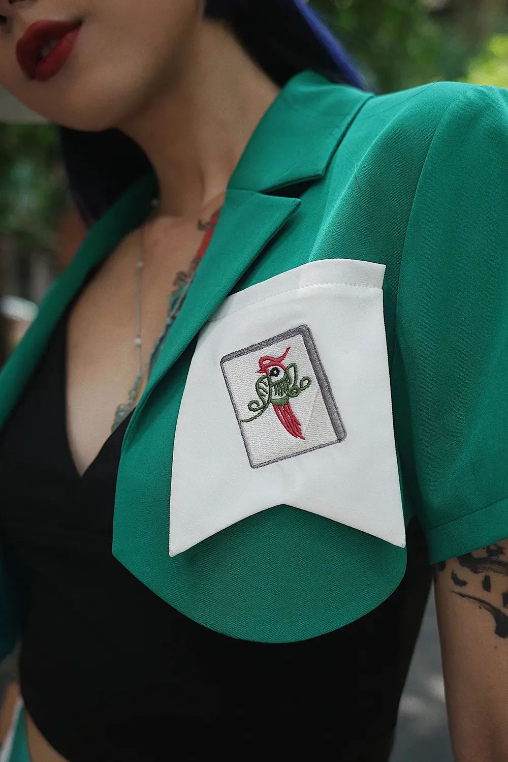 28岁成都女孩180㎡豪宅爆红！砸100W做1室3个衣帽间：壕无人性