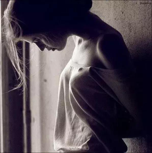 深夜听了就睡不着觉的五首英文歌,最治愈的睡眠歌曲英文歌