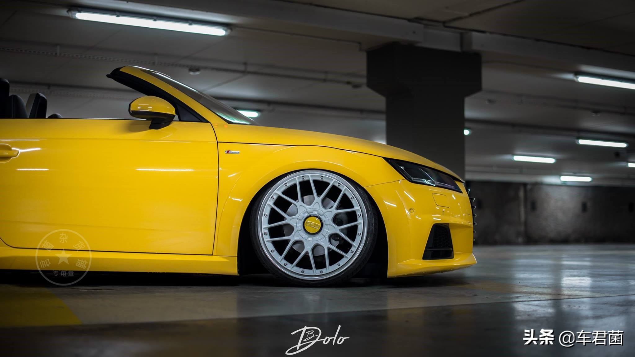 奥迪tt黑武士配白色轮毂,奥迪tt改怎么样的轮毂