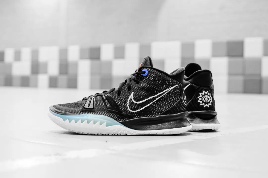 欧文七代变向如何,欧文领跑7代测评