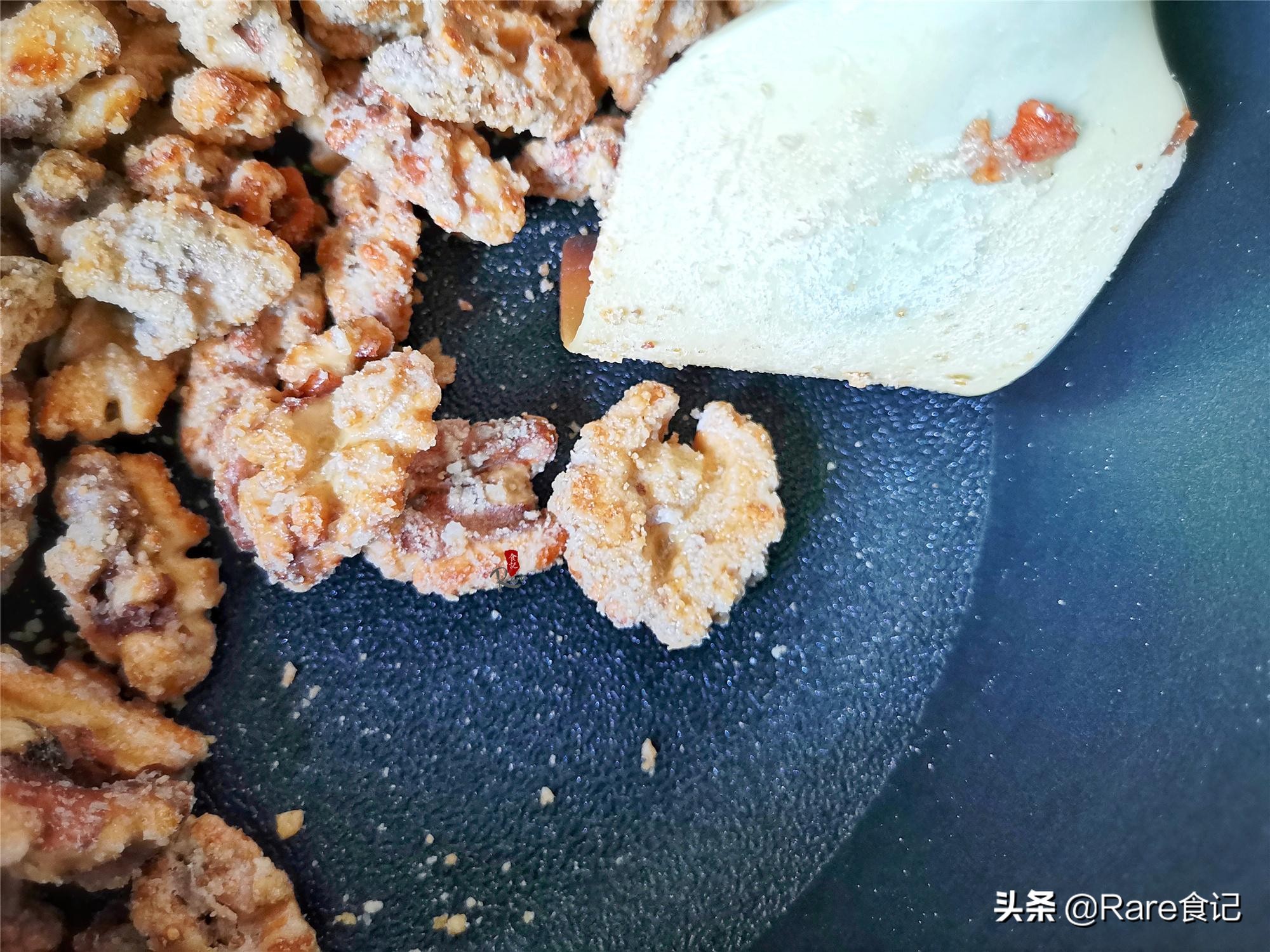 原味核桃怎么弄才能酥脆,核桃太苦怎么做成甜核桃