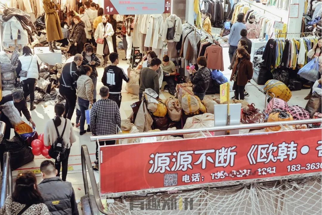 郑州银基商贸城，时尚和繁华背后，多的是你不知道的辛苦和忙碌