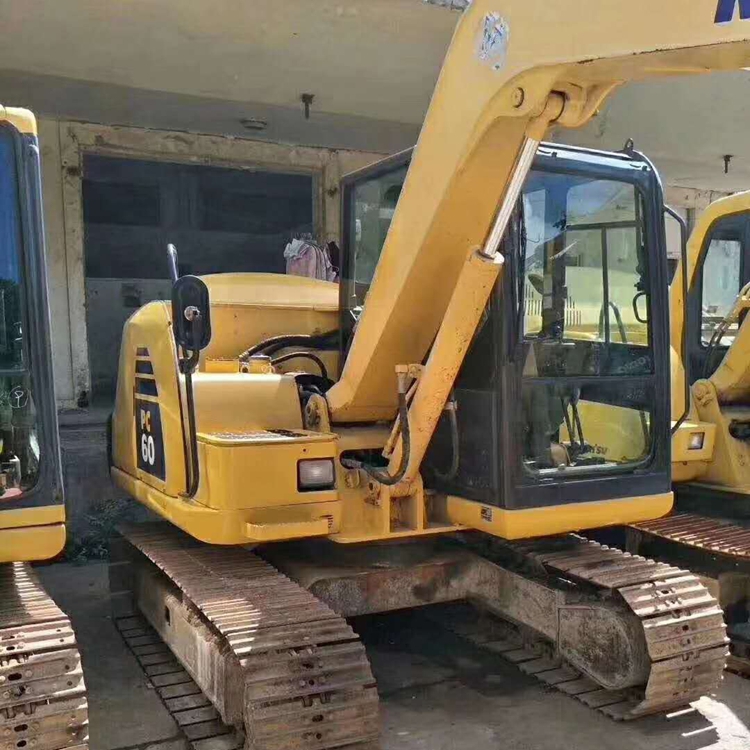 小松是哪个国家品牌,小松品牌