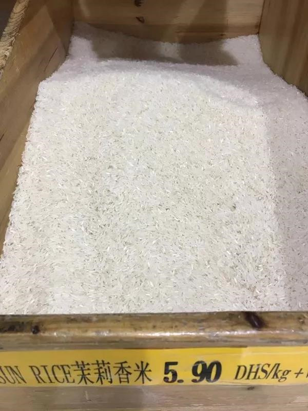 在迪拜生活到底贵不贵,迪拜打车贵不贵