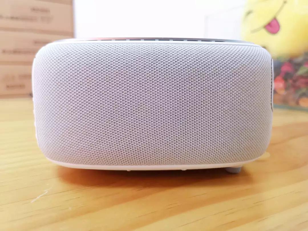 微果h6投影仪家用测评,微果h6投影仪白天流明