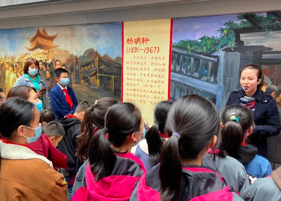 一墙一风景,一墙一景图