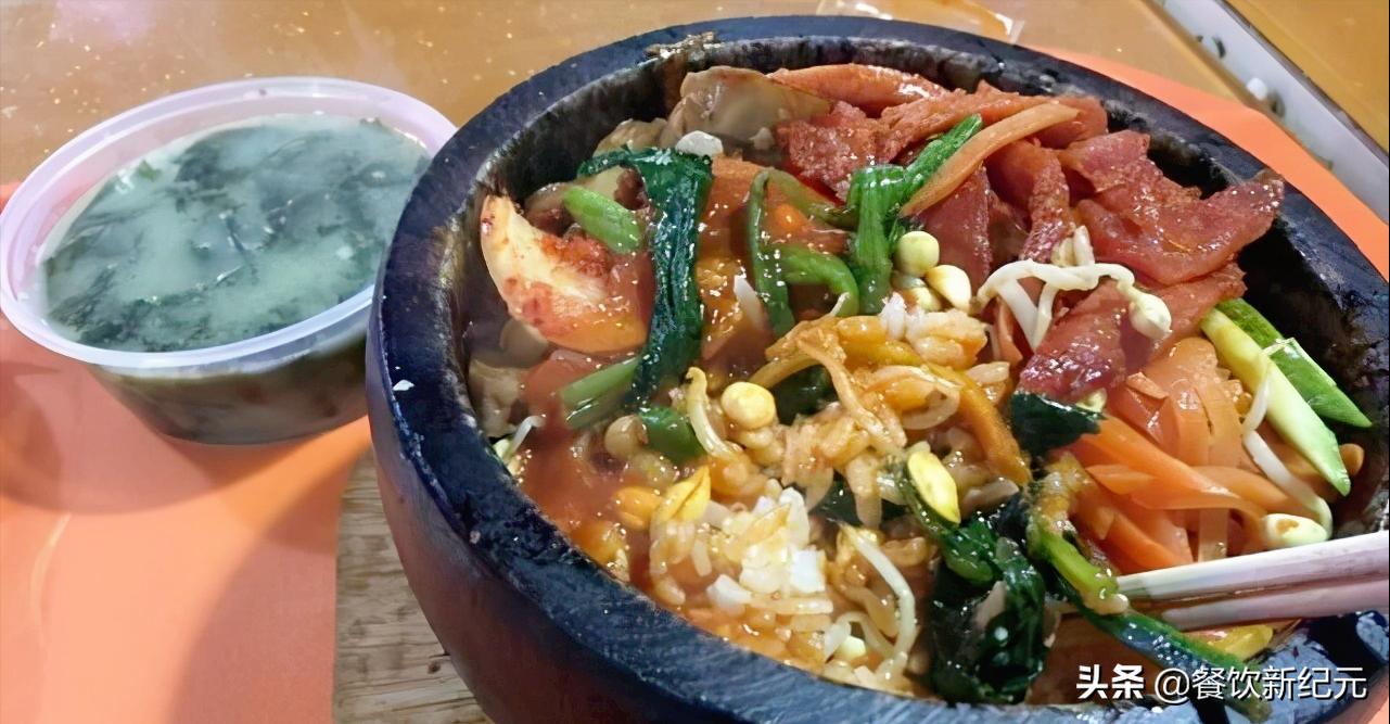 韩国首尔夜市摆摊视频,韩国街边露天摊