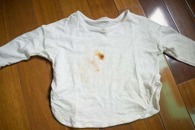 衣服从洗衣机洗出来有污渍怎么办,衣服顽固污渍洗不掉有什么好方法