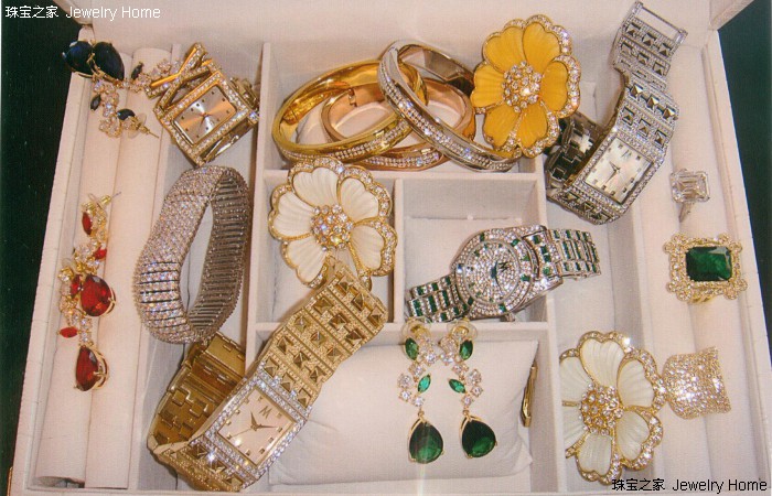 第一夫人珠宝PK赛｜阔太or学霸，谁的看头大？