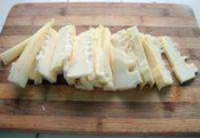 竹笋烧肉怎么烧好吃要不要焯水,竹笋烧肉最正宗的做法