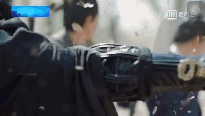 用过爱奇艺吗？色情虚假广告充斥页面！付费会员仍遭广告弹窗…