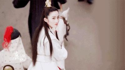 比豪门上位更励志，女星张玉珊从“大佬的女人”逆袭成豪门