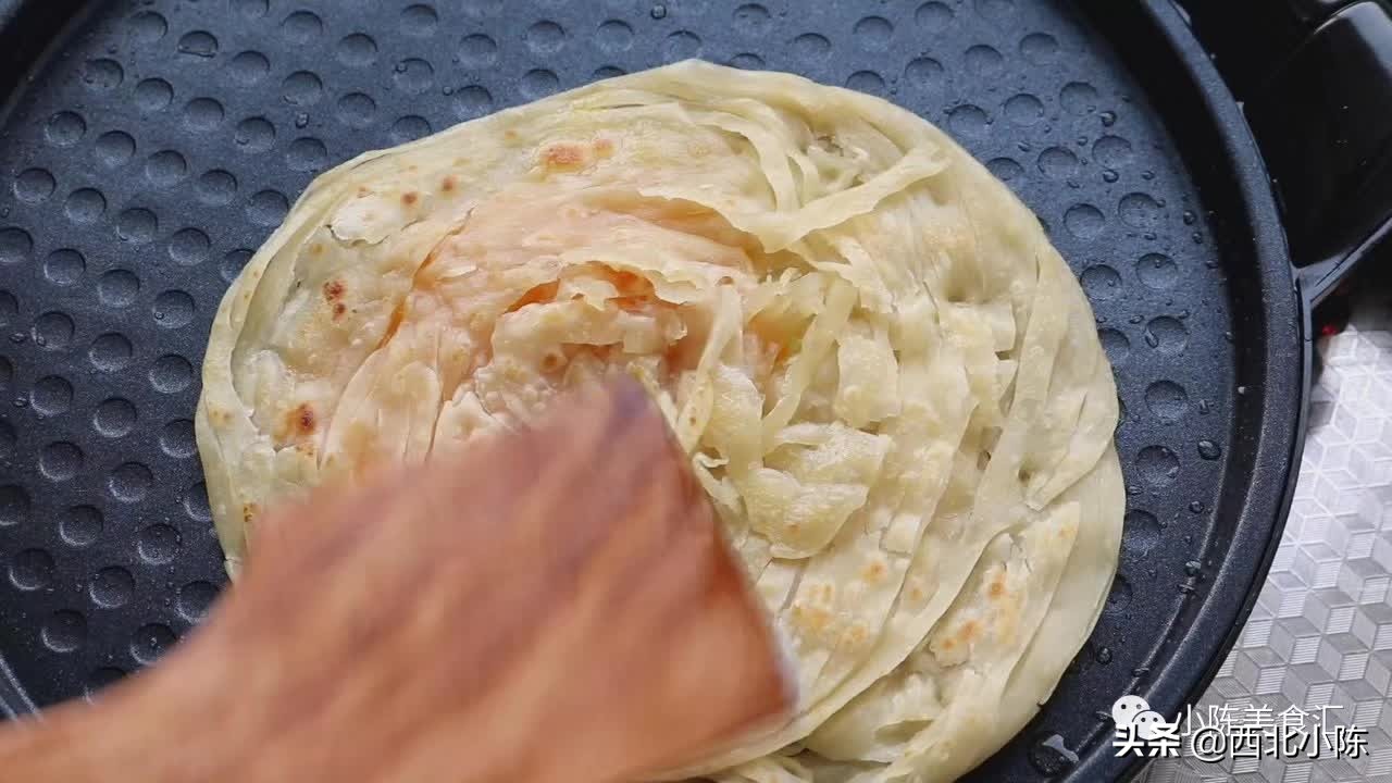 手抓饼怎么制作早餐快捷方便,手抓饼怎么做懒人100种早餐