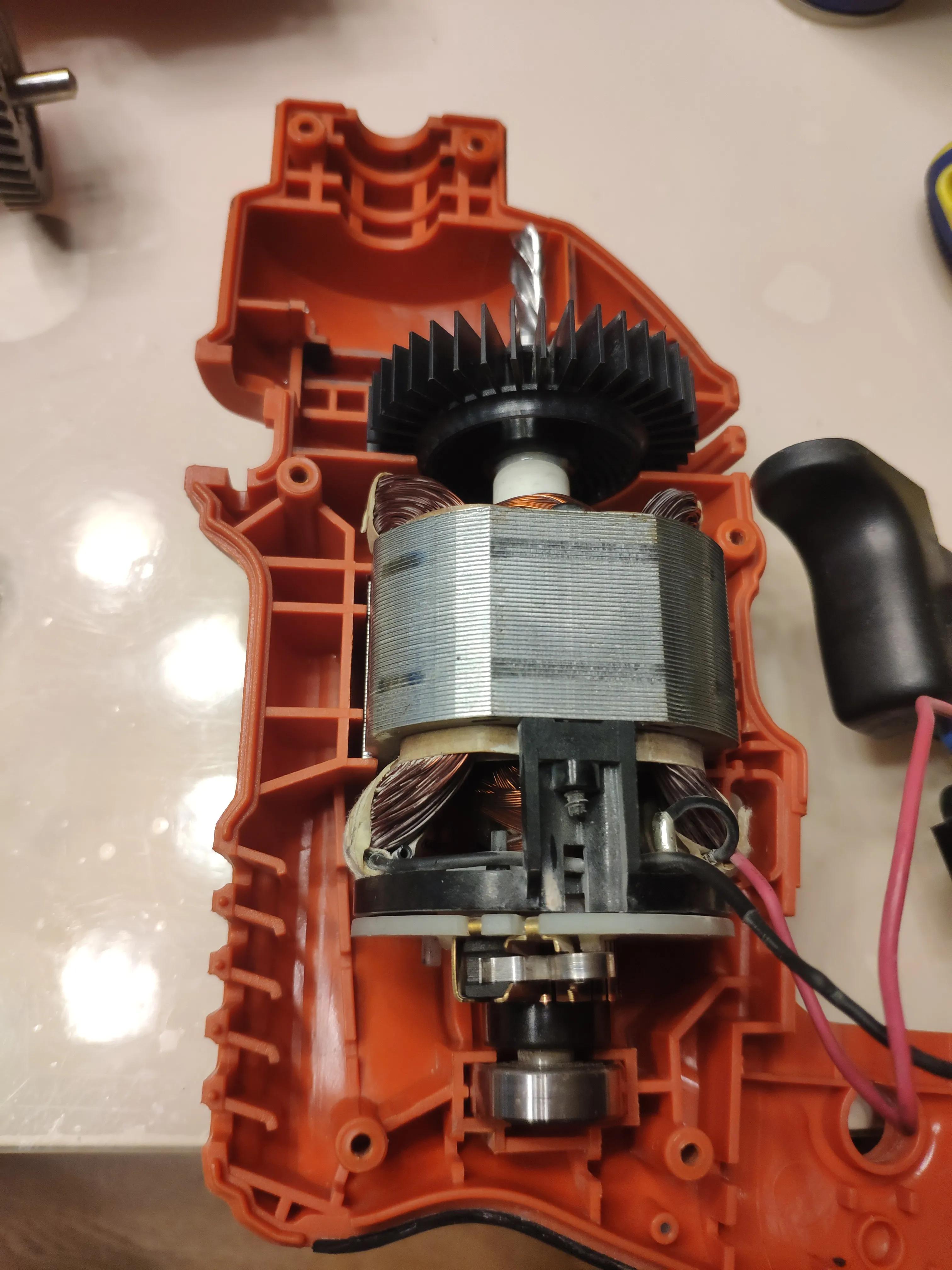 百得冲击钻拆解视频,沪工冲击电钻拆解与安装