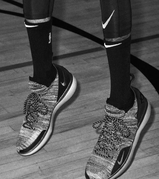 nike最近新出的球鞋,nike今年最好的球鞋