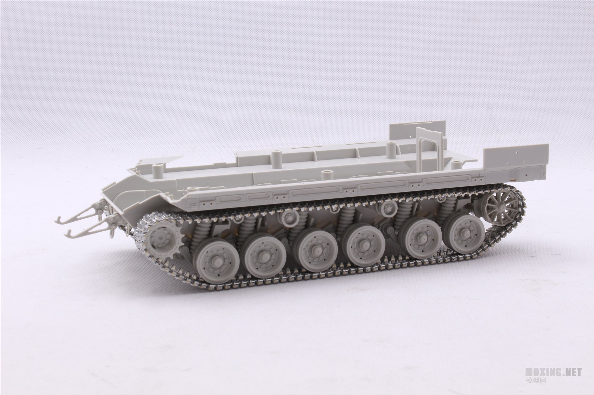 MENG,SS-018-1/35以色列“雌虎”重型装甲运输车-简介与开盒