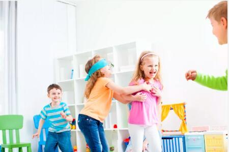 请朋友来家吃饭20000元钱没有了,请闺蜜来家里吃饭吃什么