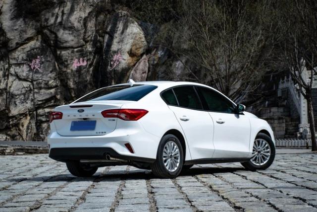 新福克斯油耗突然猛涨,新款福克斯车主反馈