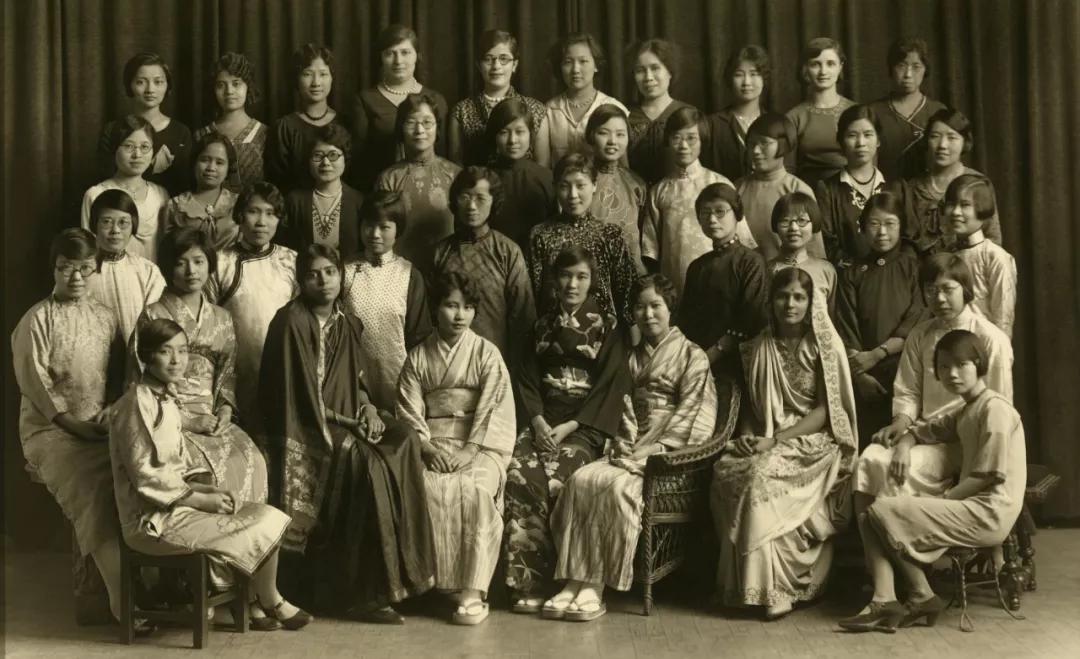 留学生老照片,老照片100年前的大学生