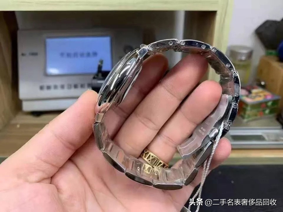 卡地亚蓝气球手表有什么魅力，让人们如此追捧