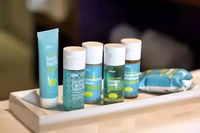 五星级酒店一晚1万元,10000块一晚的五星级酒店