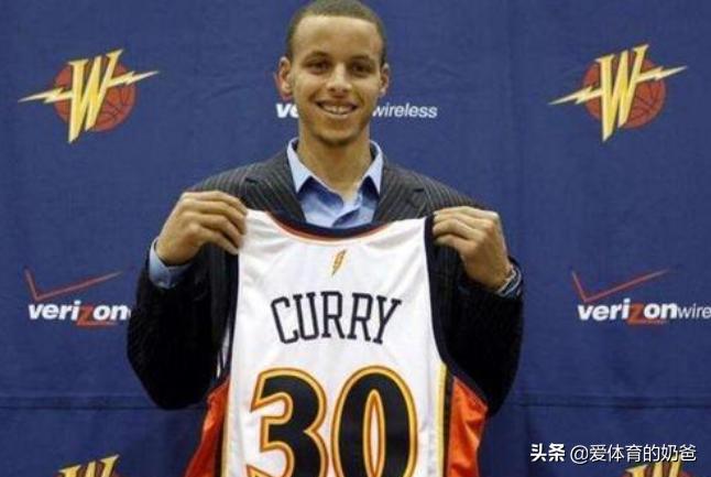 4人加入NBA后留起胡子，外型超辣眼睛，但加持1项特效提升球队