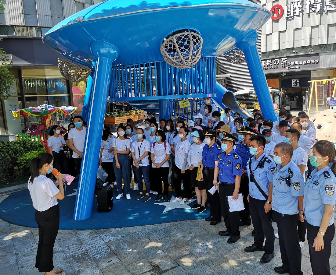 爱心厦门，幸福邻里——厦门悦方小镇悦邻服务站正式启幕
