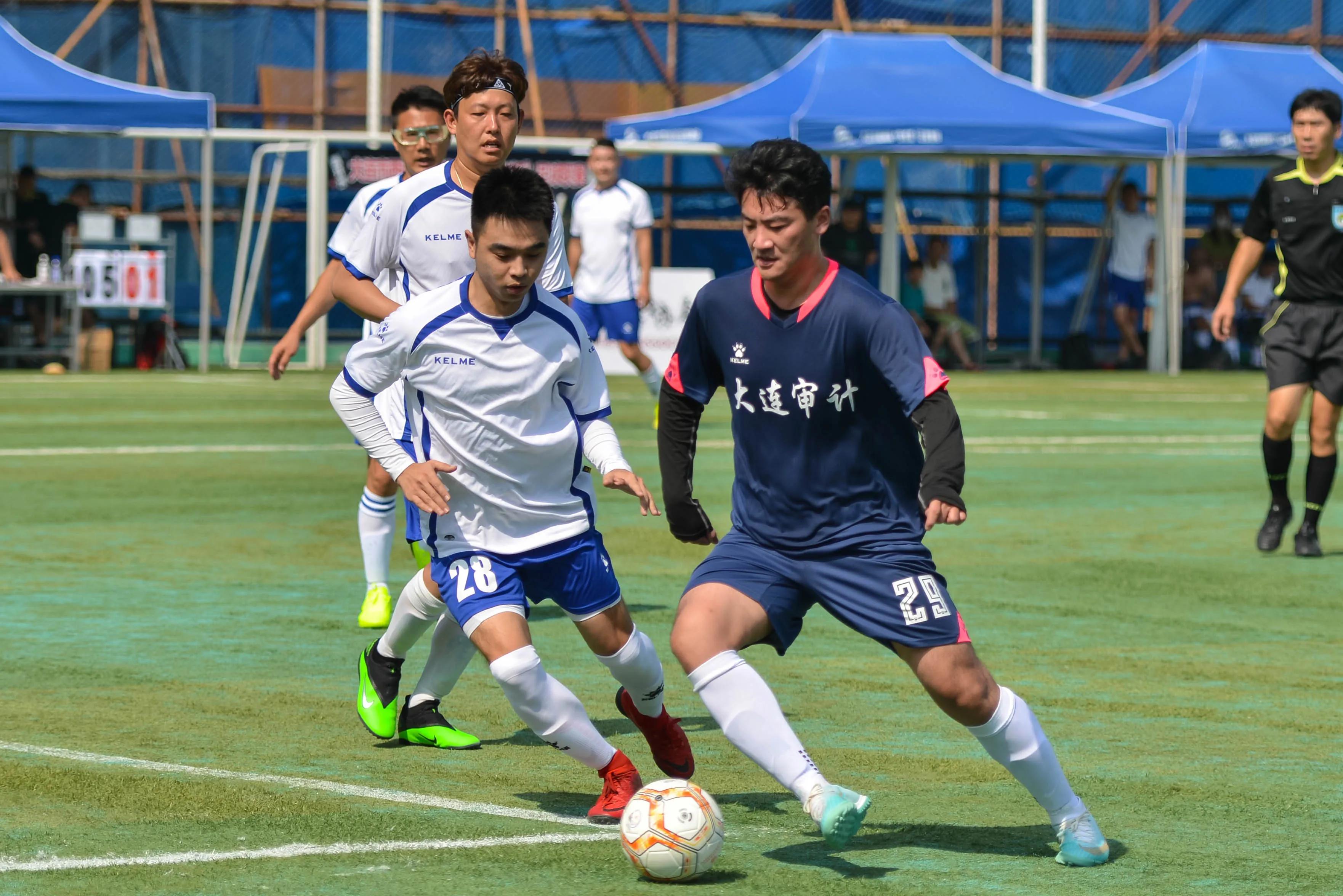 寒冷的冬天足球比赛,大连市长杯足球