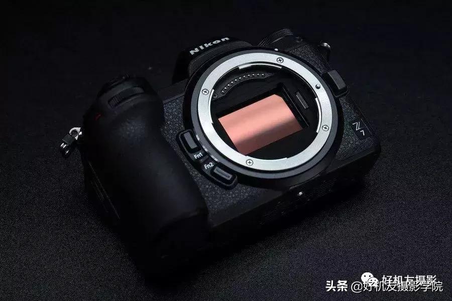 新手入门单反微单推荐,选单反相机还是微单相机好